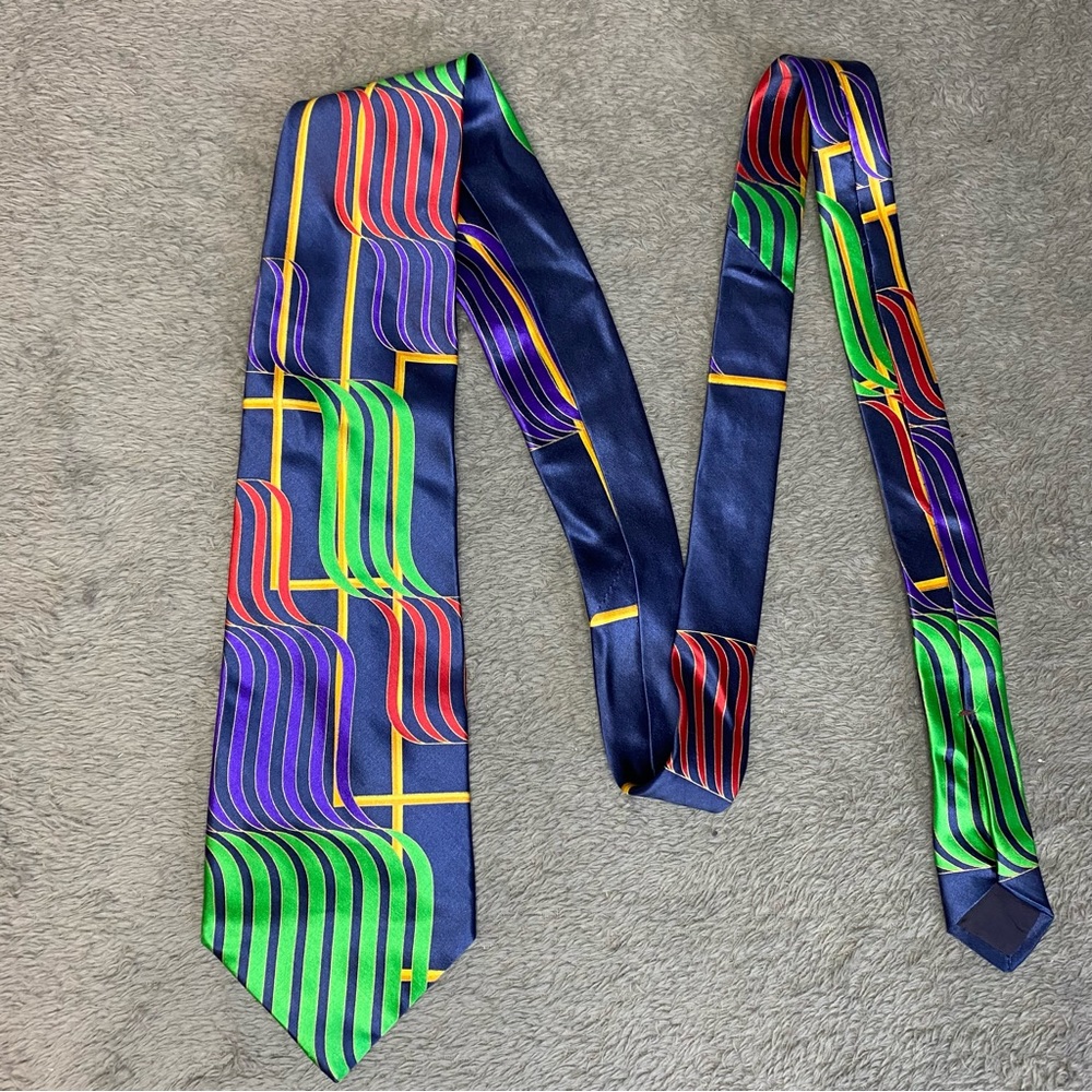 Vintage THE SHARPER IMAGE 100% Silk Men’s Tie Green Purple Blue Red Gold